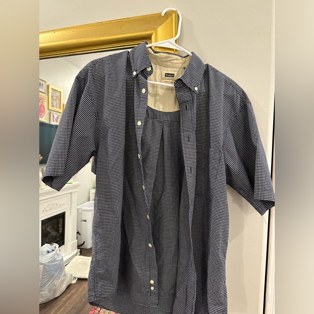 Men’s Haggar button down shirt!